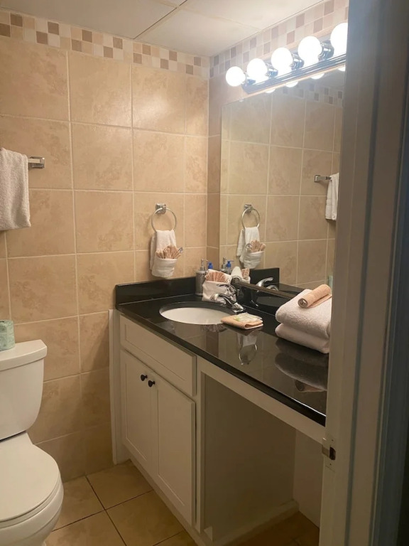 Smoky Mountains 304 2BD Condo with Private Balcony and Fireplace by RedAwning