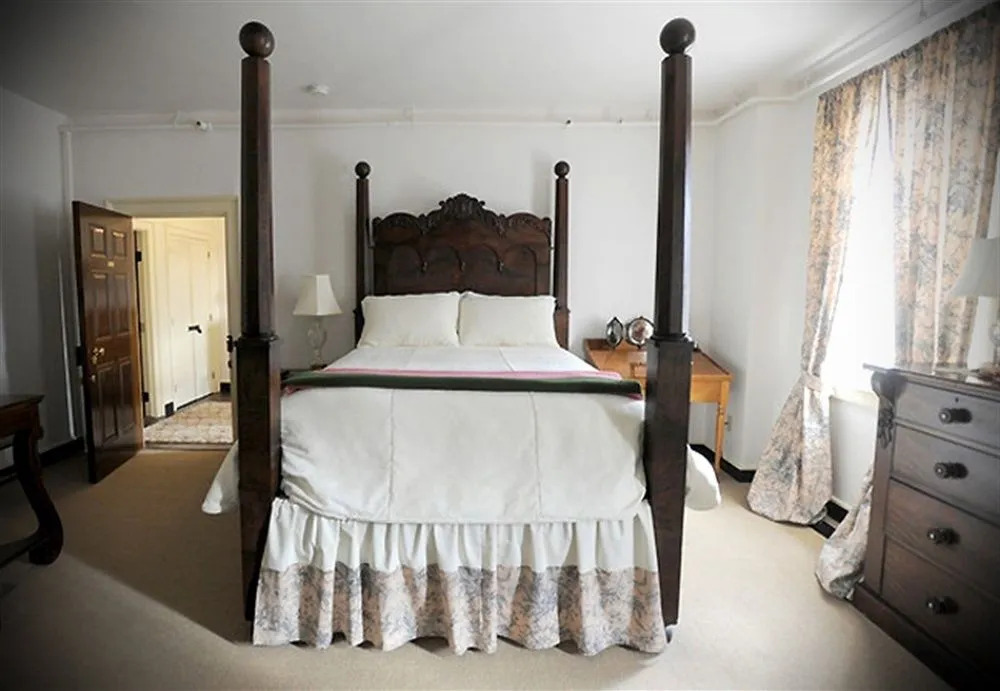 Rachaels Inner Harbor Boutique Inn