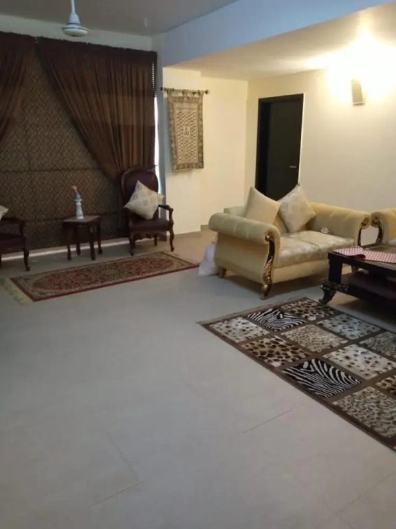 Royal Two Bed Luxury Apartment Gulberg