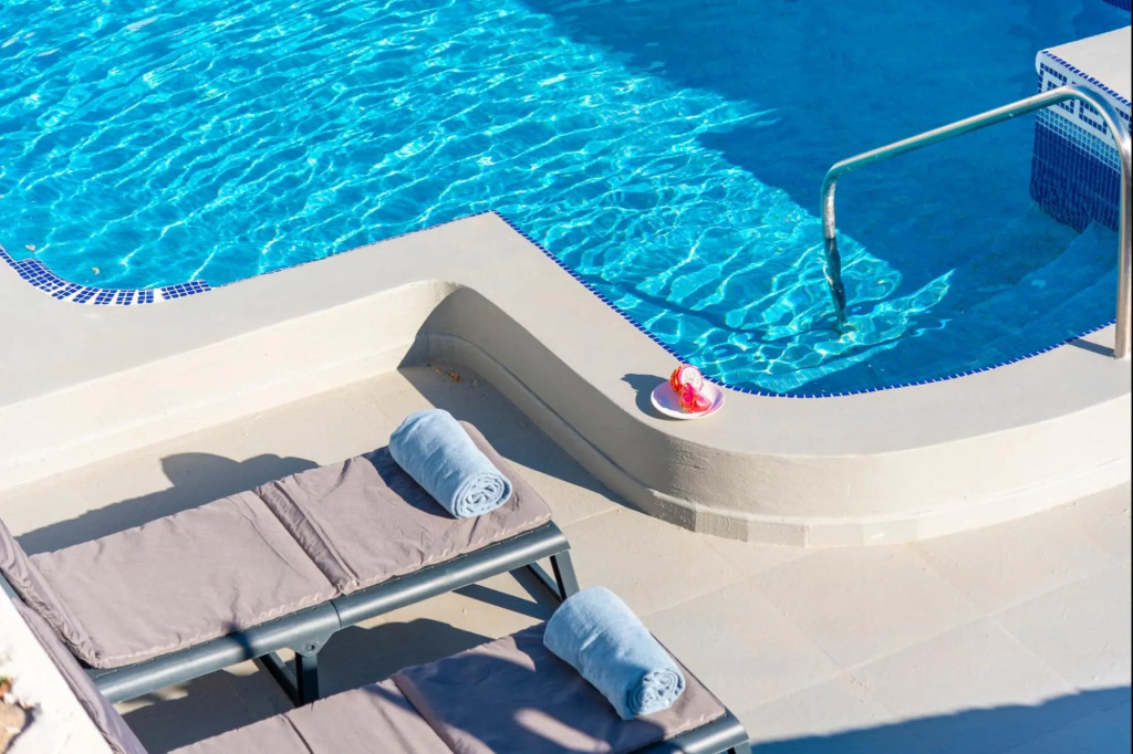 Family villa with private pool and ocean view