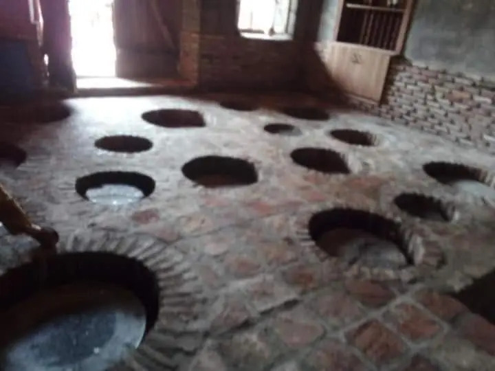 Cottage and Gigo Papas Wine Cellar