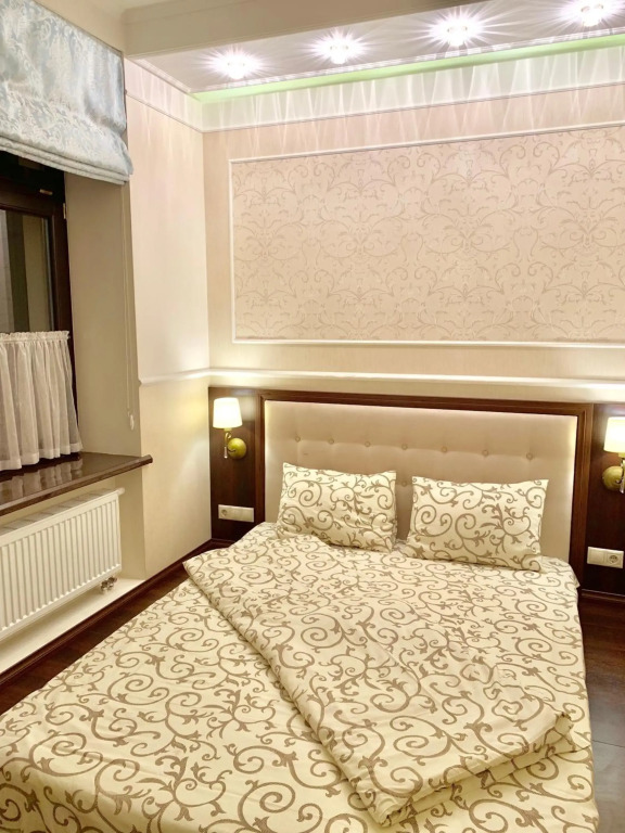 Two-bedroom on Lesi Ukrainky