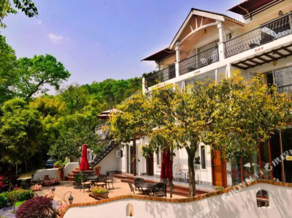 Youshan Courtyard Villa Hotel