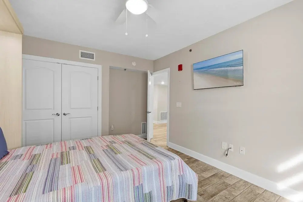 Dimucci Tower 404