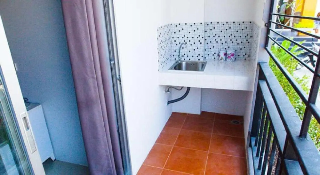 Room 9 Residence - Adult Only
