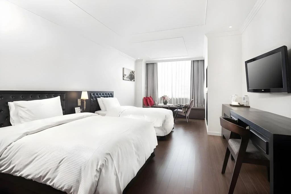 Hotel President