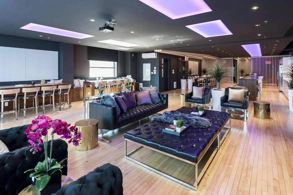 Holland Hotel by Simplissimmo