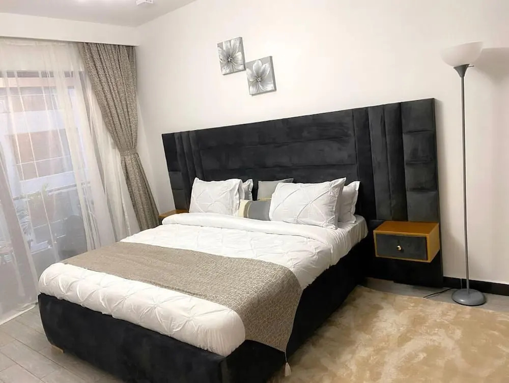 Lux Suites Staroot Apartments Kilimani