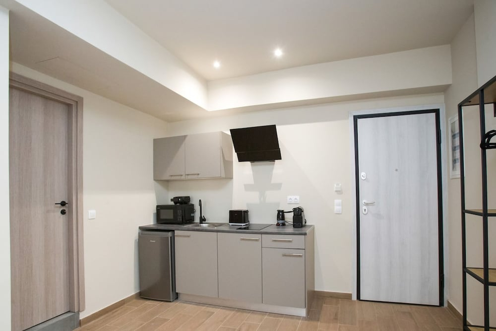 Stoa Luxury Apartment