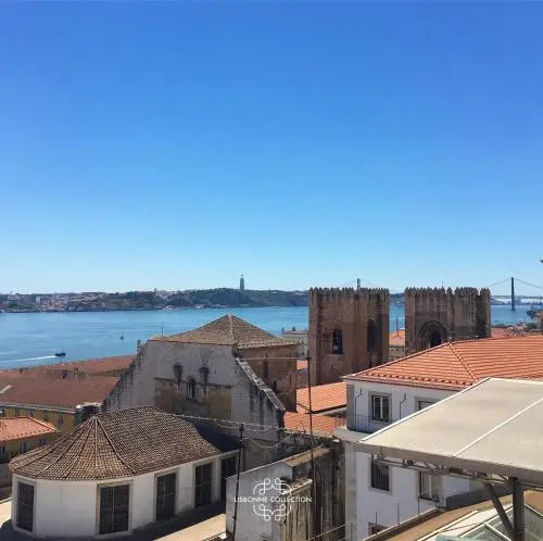 Alfama Terrace River View 12 by Lisbonne Collection