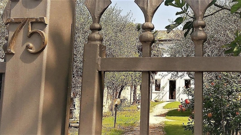 La Porta Stretta