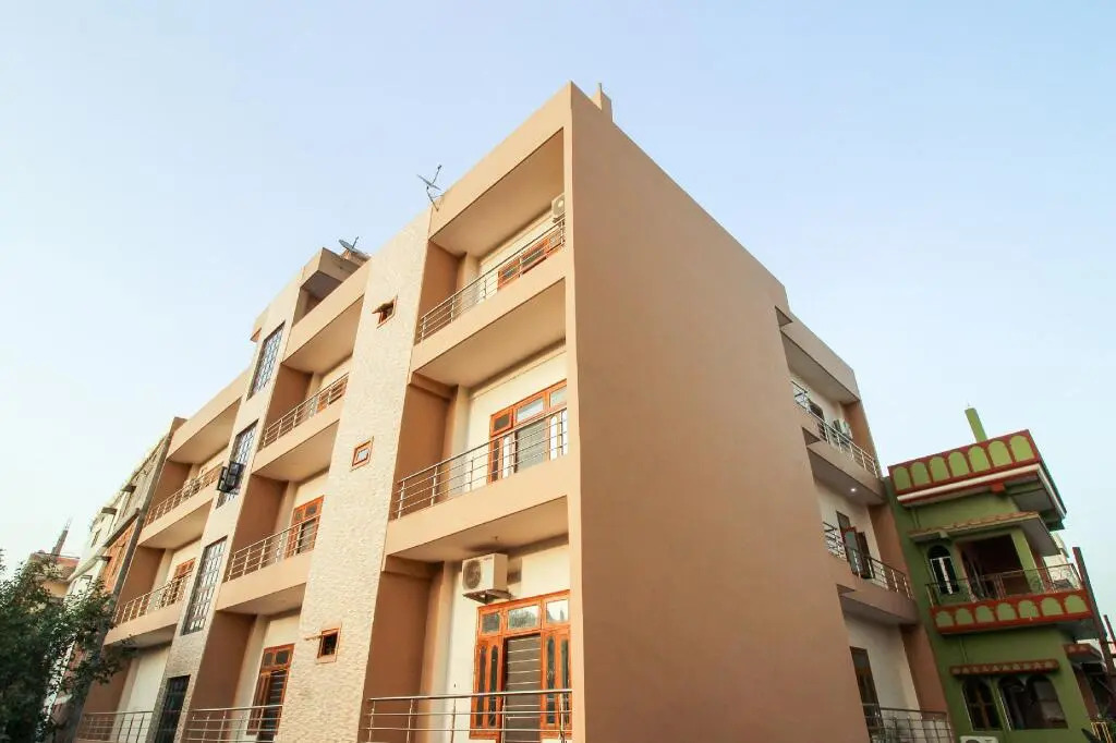 Super OYO Collection O Jagannath Mandir Road Formerly Paradise Residency