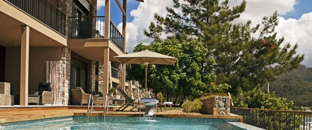 Marti Hemithea Hotel