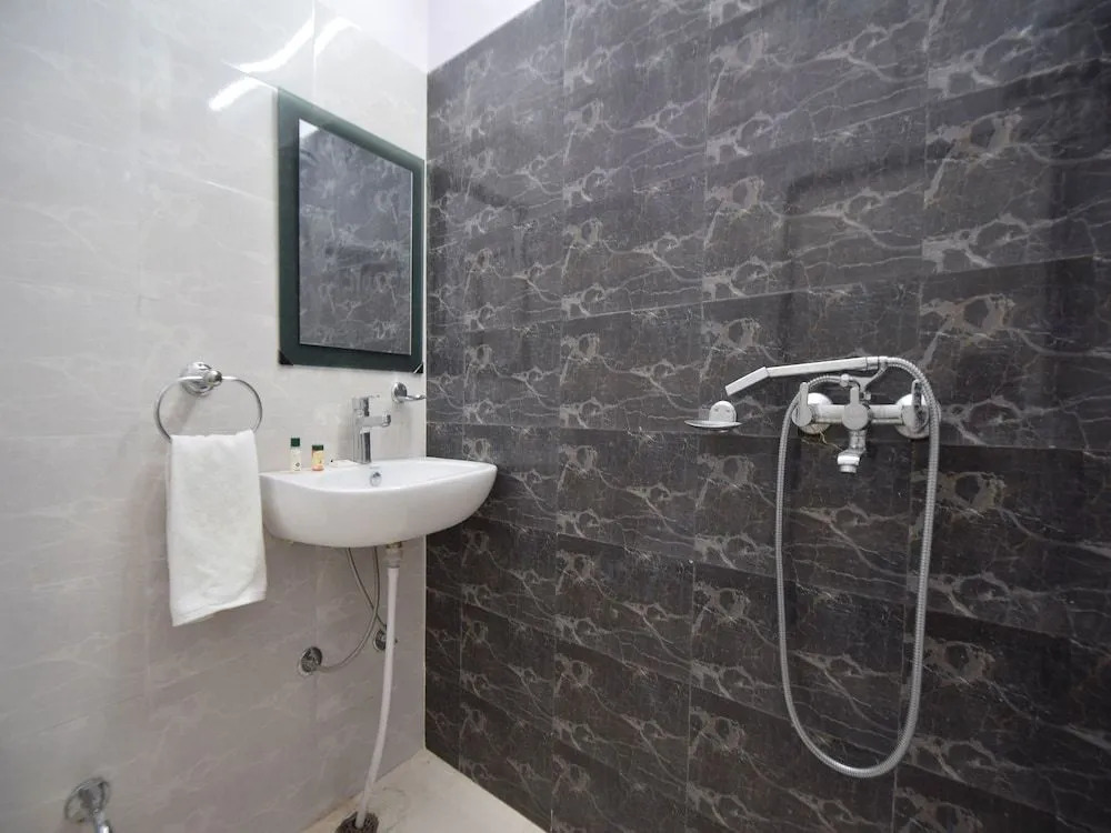 OYO 23553 Padamgarh Residency