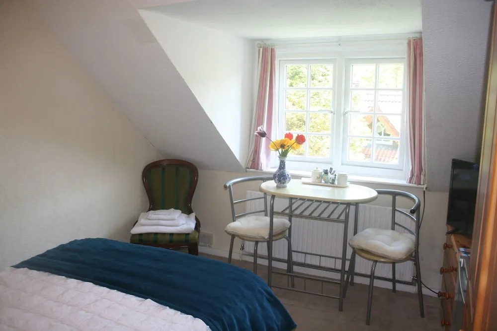 Coynant Guest House & Holiday Cottages
