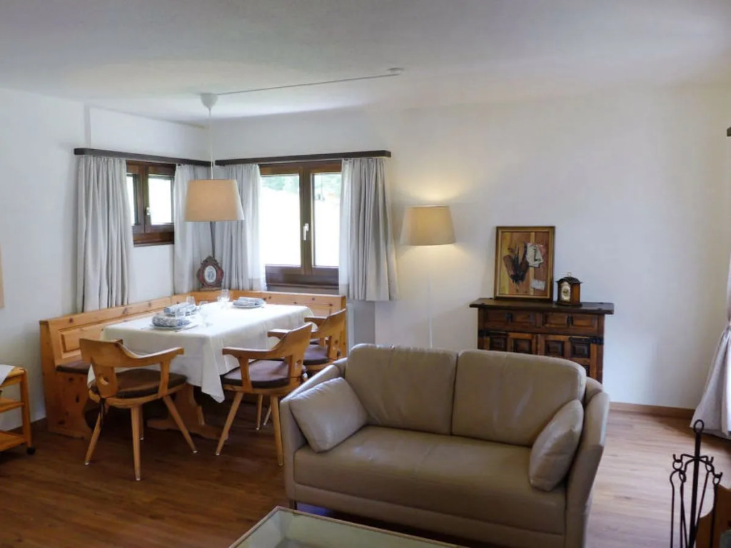 Apartment Chesa Mulin by Interhome