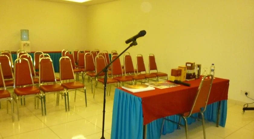 G Six Hotel