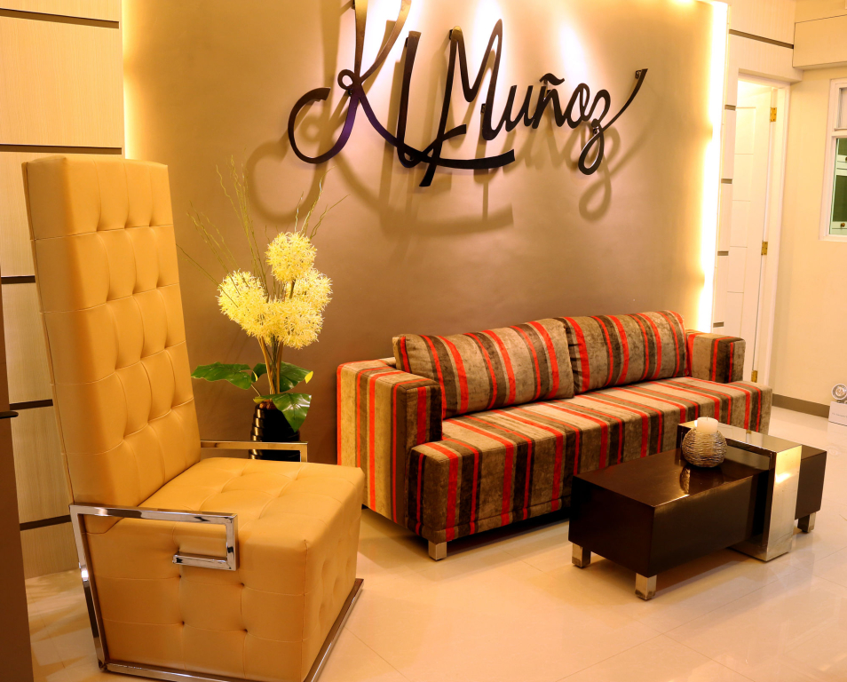 KLM Condotel