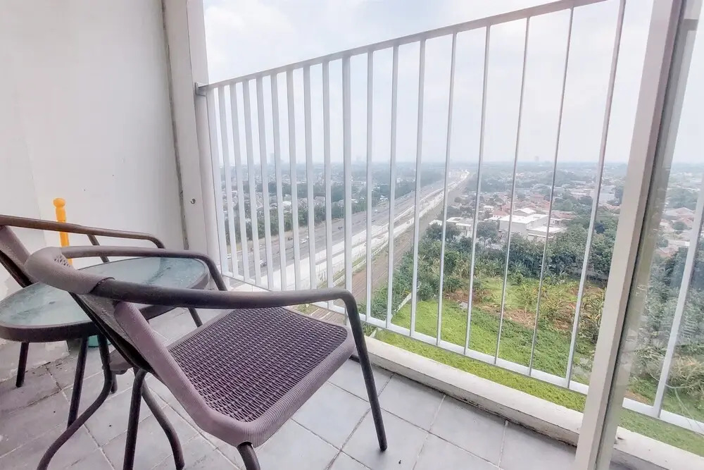 Good And Comfy 1Br Apartment At Tuscany Residence
