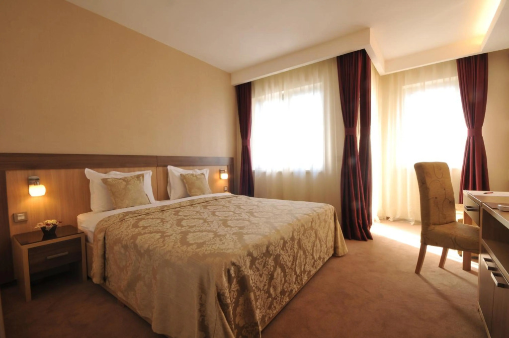 Hotel Tami Residence