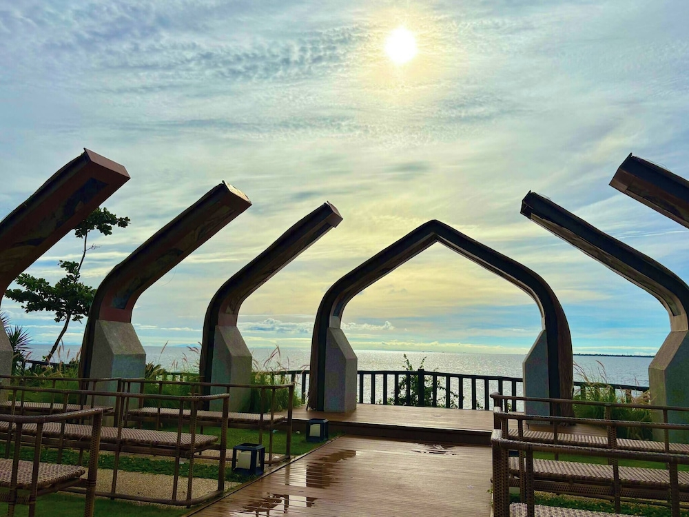 Pond & Sea View, Mactan Strait