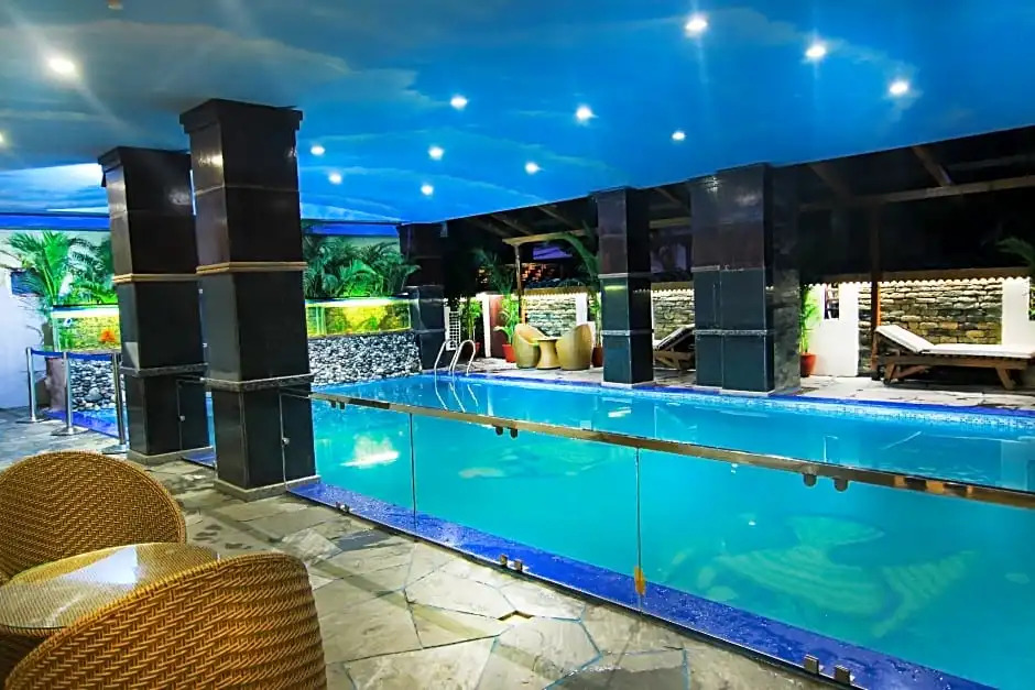 Kuti Resort & Spa