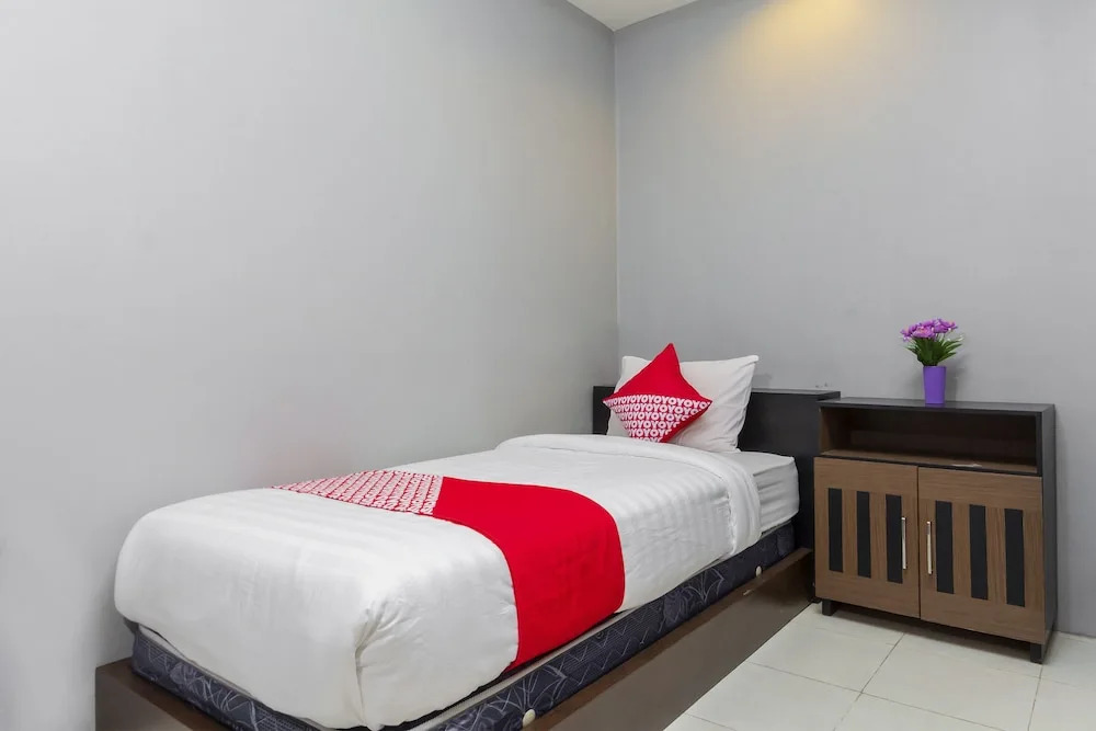 OYO 758 Rumah Leting Homestay