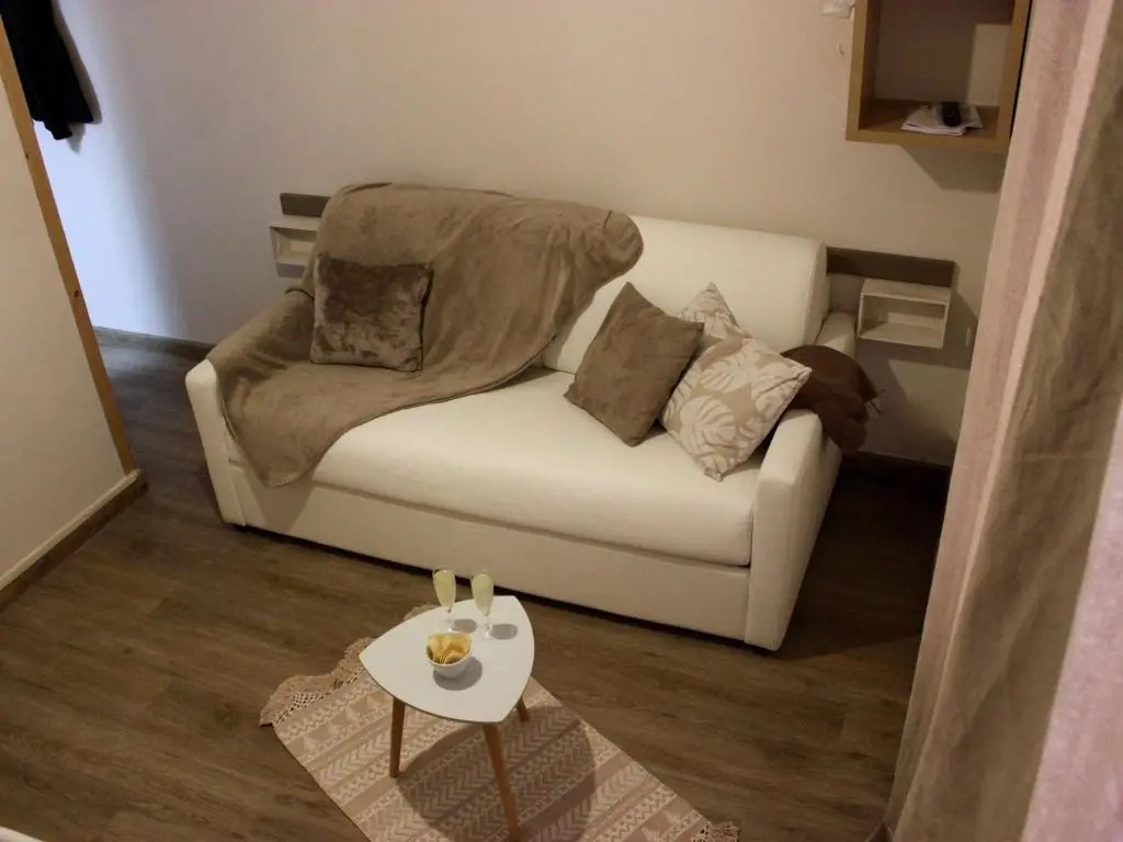 Appartement Les Menuires, 1 pièce, 2 personnes - FR-1-452-71