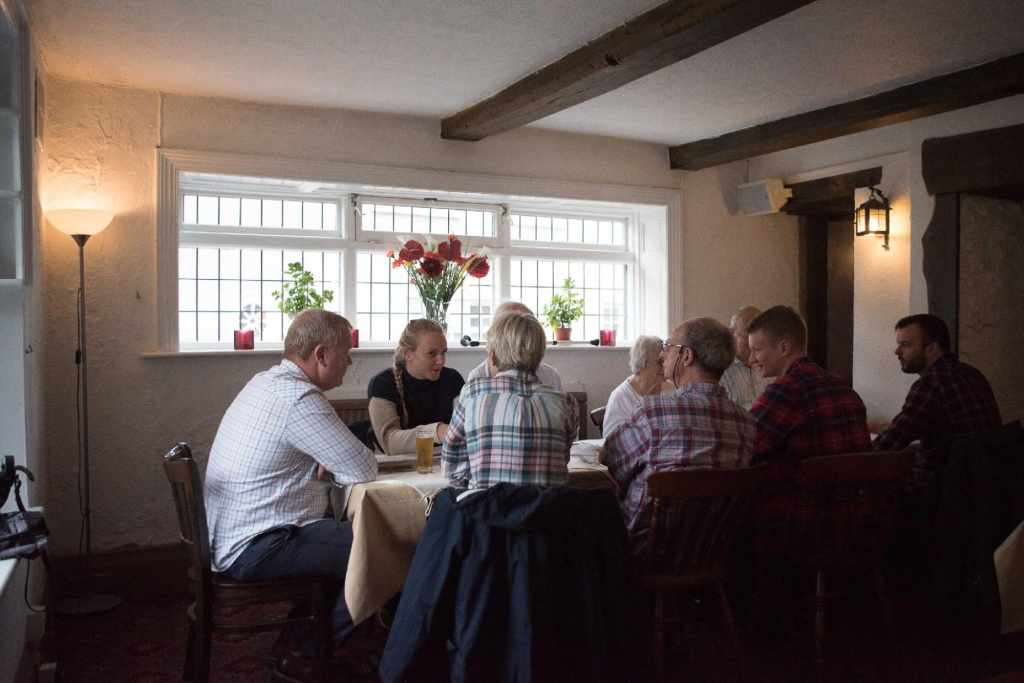 Village House Hotel - Inn