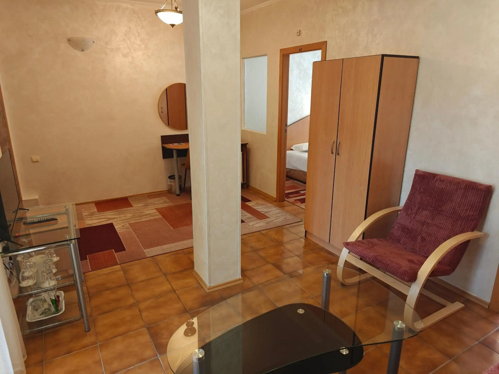 Noviz Hotel