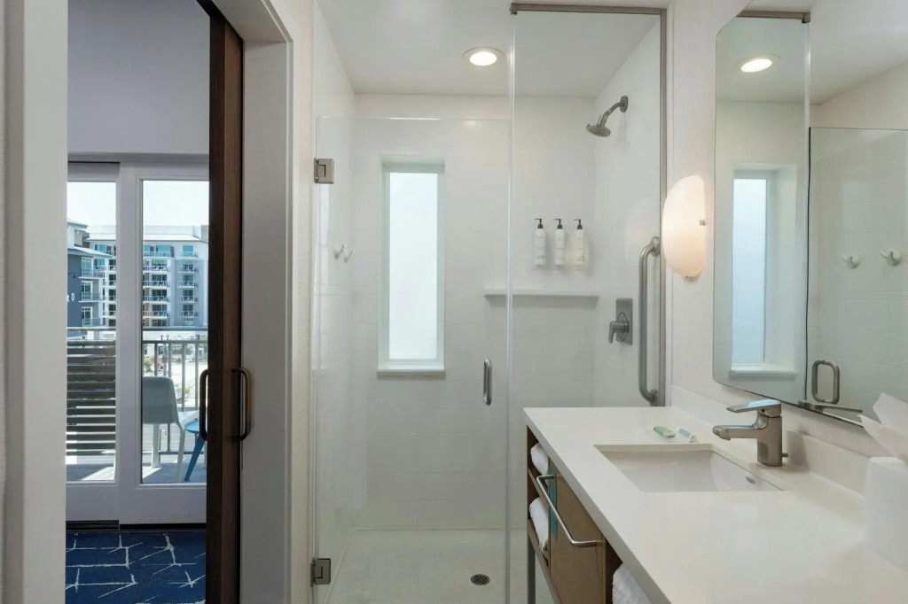 SpringHill Suites by Marriott Oceanside Beach