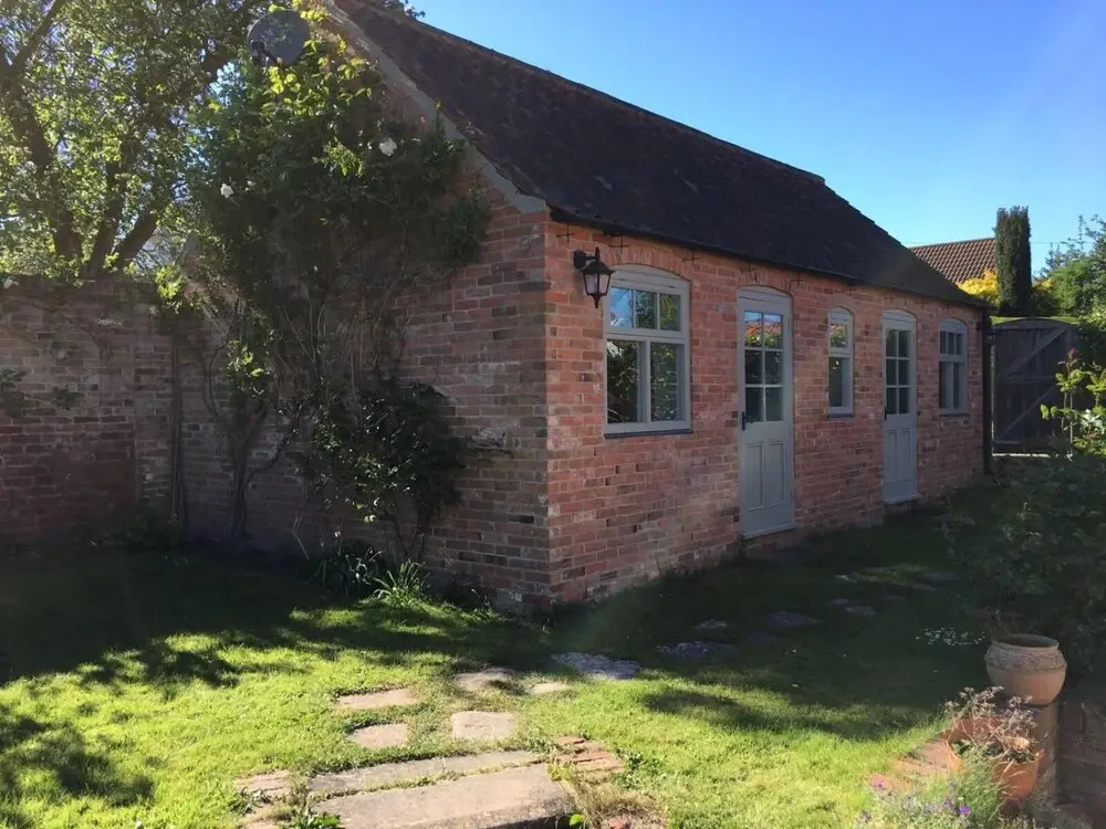 The Goat House At Ivy Cottage
