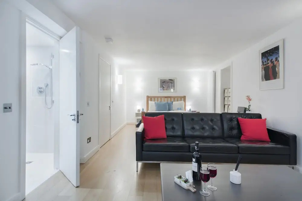 Spacious New Kings Road Nest