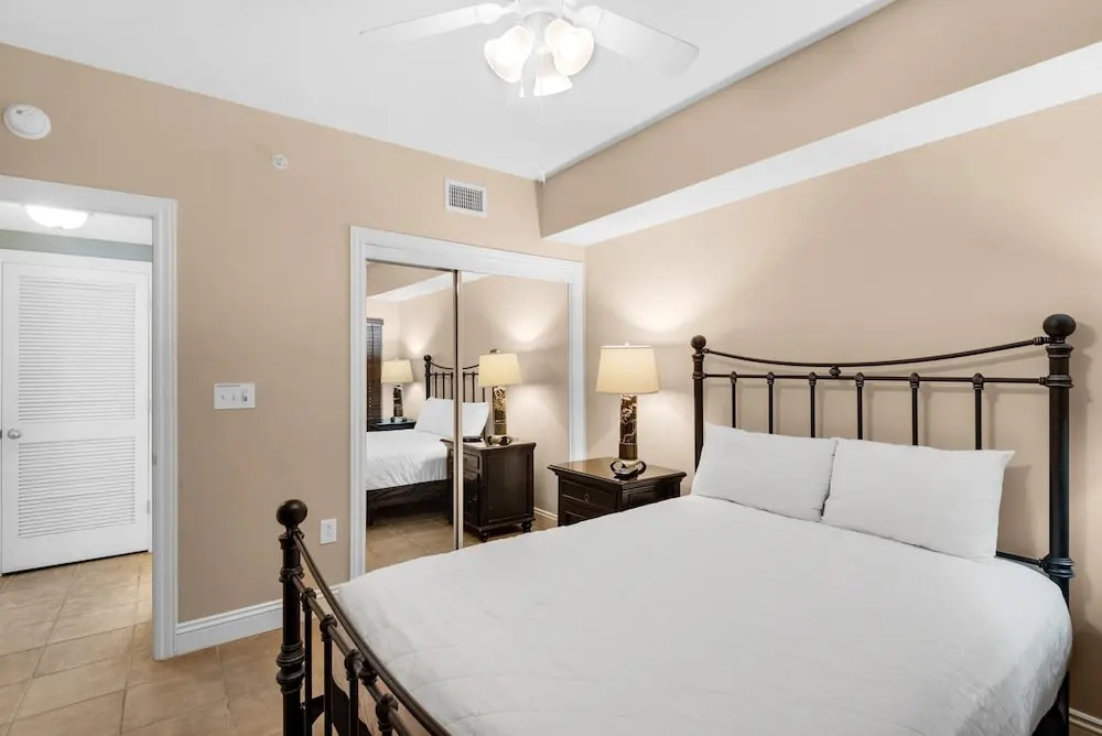 Majestic Beach Towers 2-1509