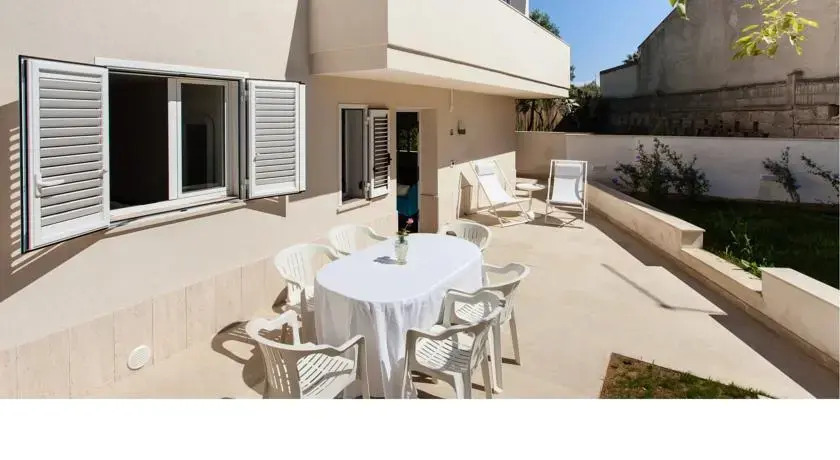 Villa Kennedy by Villa Plus