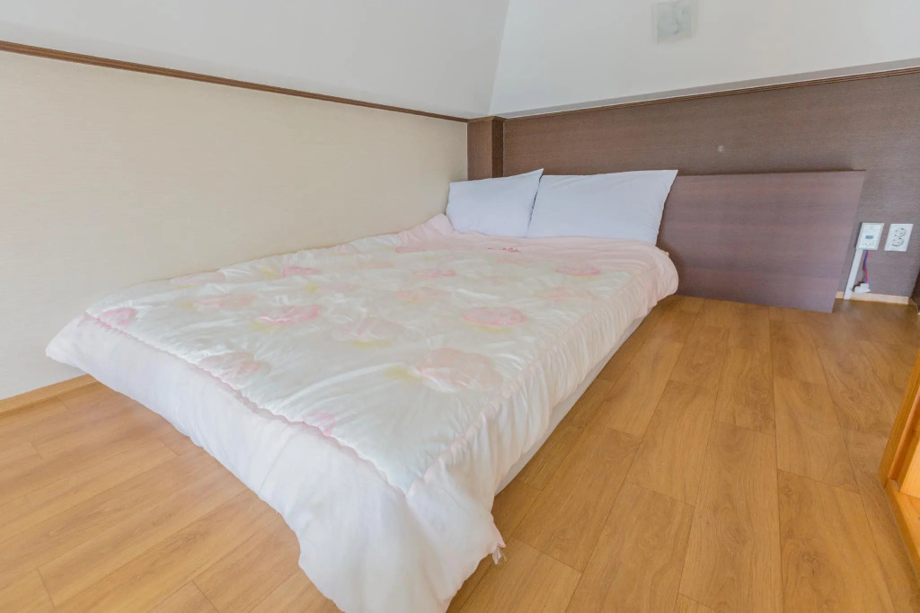 Seogwipo Sangchoone Pension