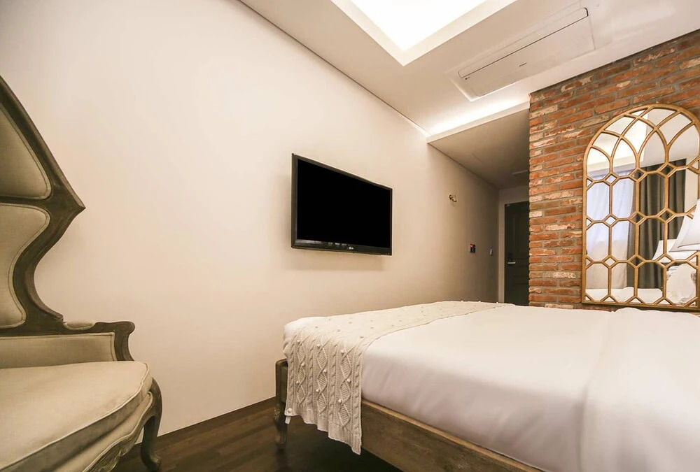 Kayla Hotel