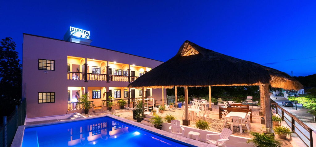 Quinta Suites