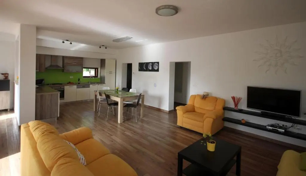 Apartment Luna