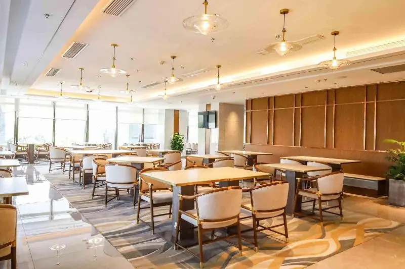Howard Johnson Optics Valley Residence Wuhan