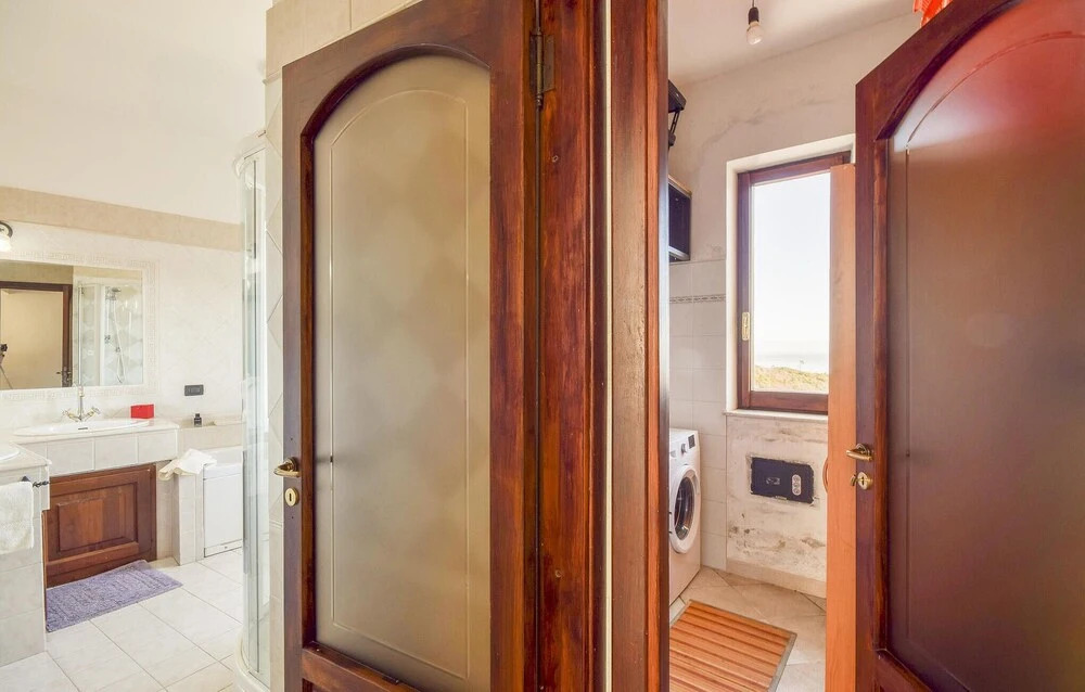 Stunning Home In Vado Ligure With Wifi
