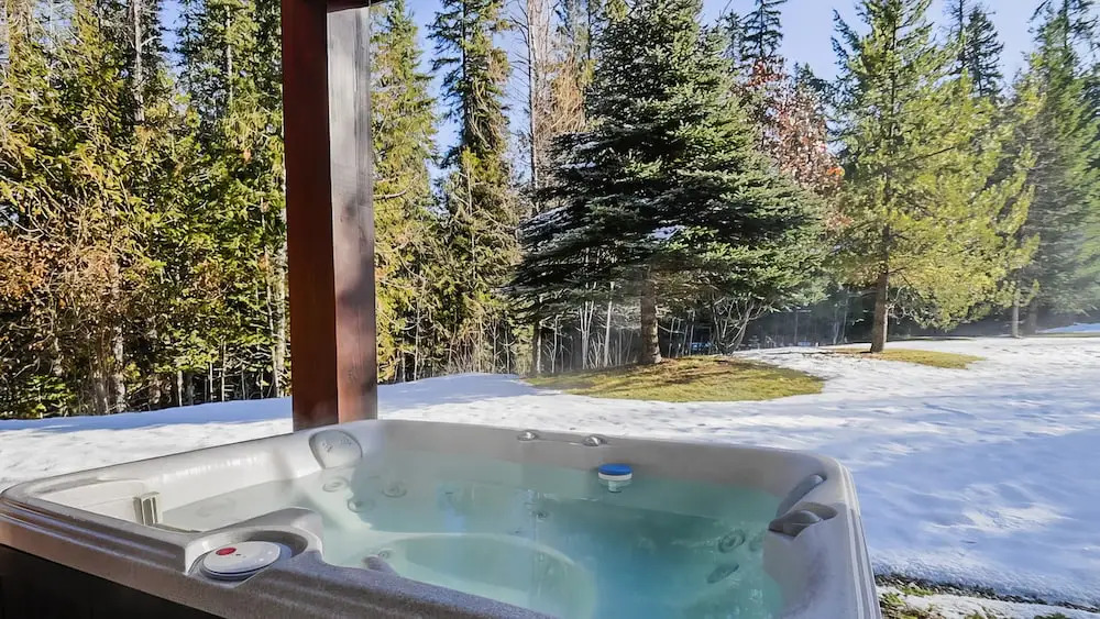 Timberline Lodges by Fernie Lodging Co
