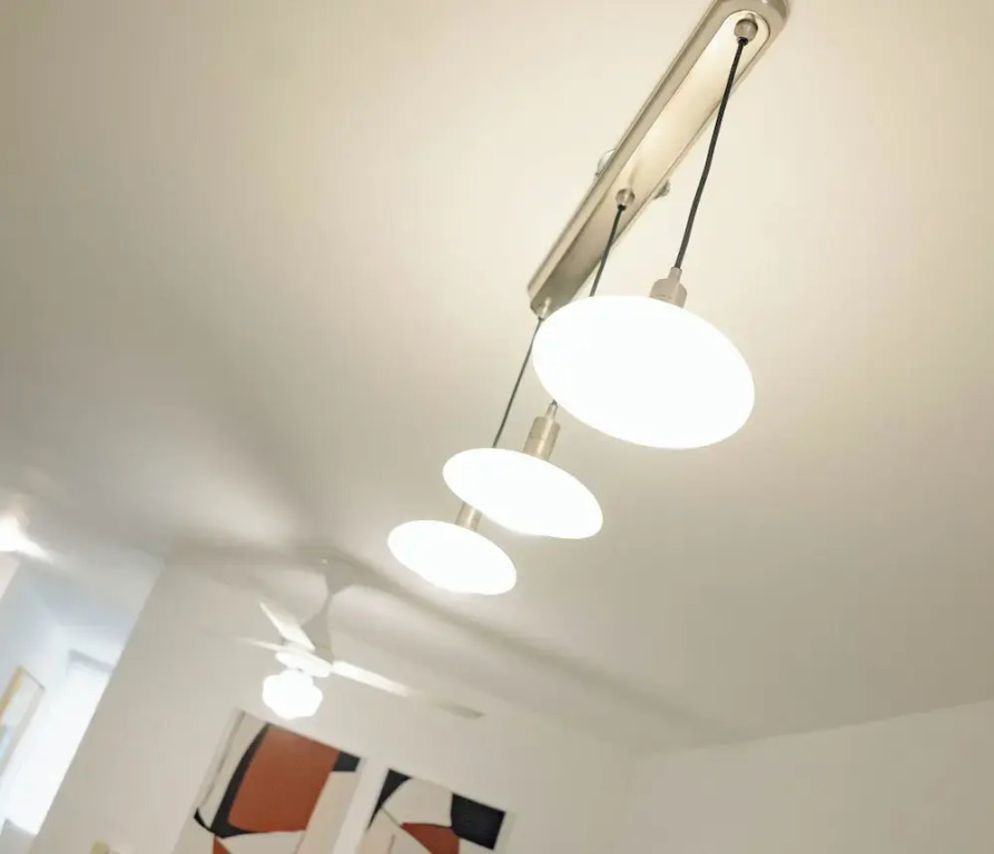 Residenciales H1 & H2 - Breakfast & Room Service - Airport close
