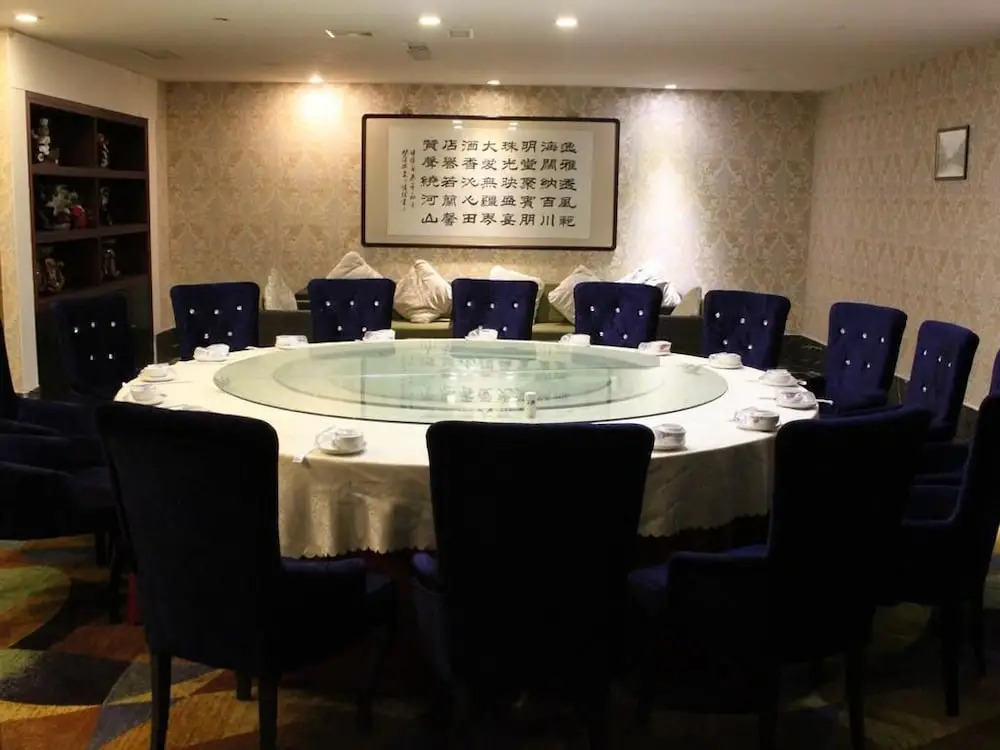 Yihai Pearl Hotel Tianjin
