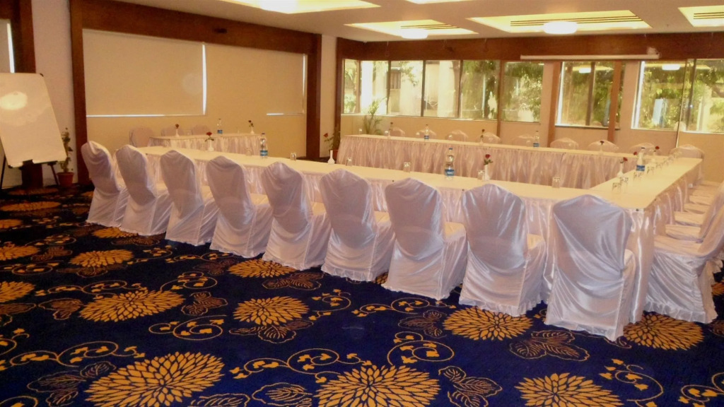 Tarawade Clarks Inn Pune
