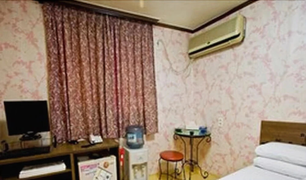 Myeongdong Daehanjang Motel