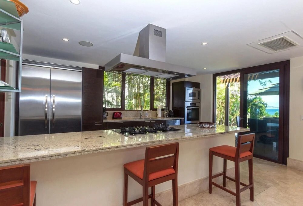 Sunny Vacation Villa 44