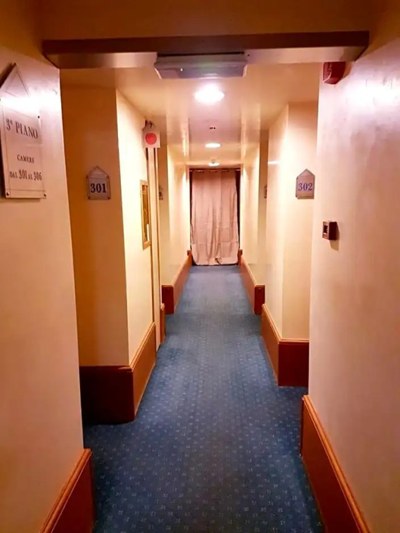 HR Hotel