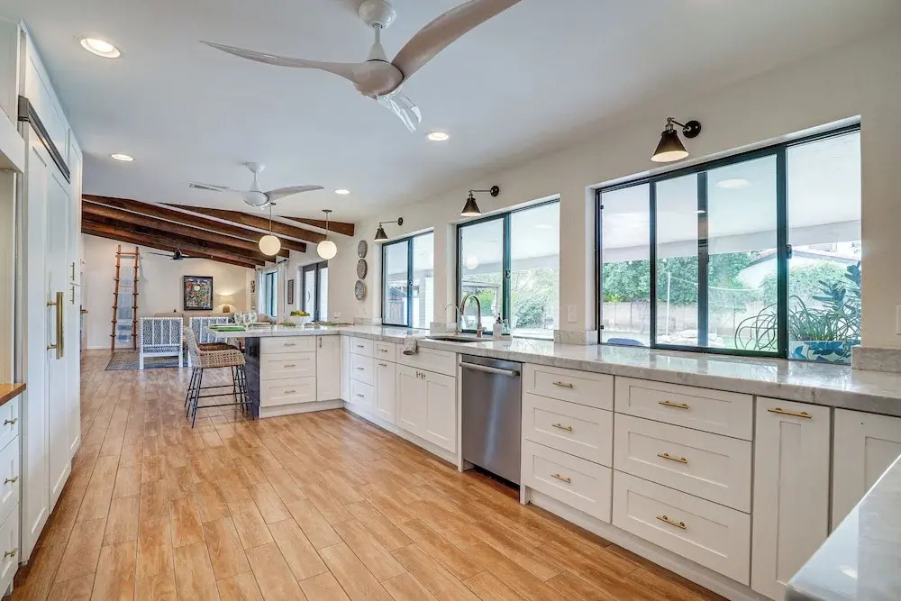 Luxurious Outdoor Oasis! Spacious Mesa Retreat