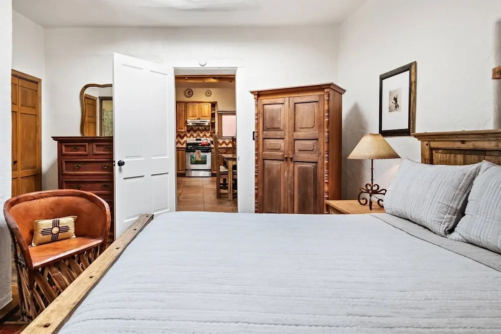 Amor - Historic Adobe in the Heart of The Railyard and Downtown Santa Fe, Hot Tub